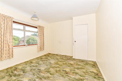 25 Heather Drive, St Michaels, Tenterden, TN30 6PL