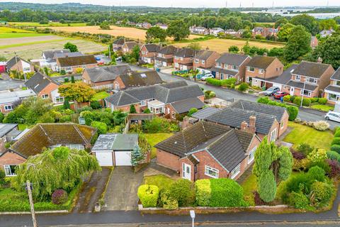 2 bedroom detached bungalow for sale, Beechmore, Moore, WA4