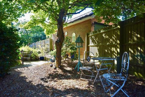 2 bedroom terraced house for sale, Chapel Hill, Soulbury, LU7 0BZ