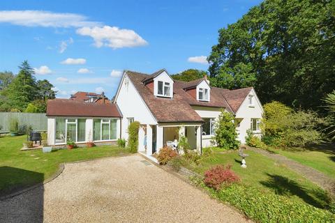 5 bedroom detached house for sale, Broadstone