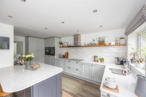 5 bedroom detached house for sale, Sefton Road, Fulwood, Sheffield