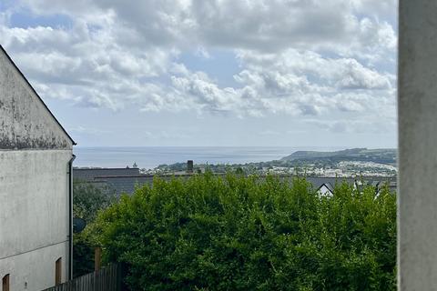 3 Curtice Close, St Austell, PL25 3FJ