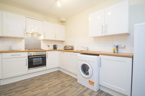 5 bedroom flat to rent, Morningside Road, Edinburgh EH10