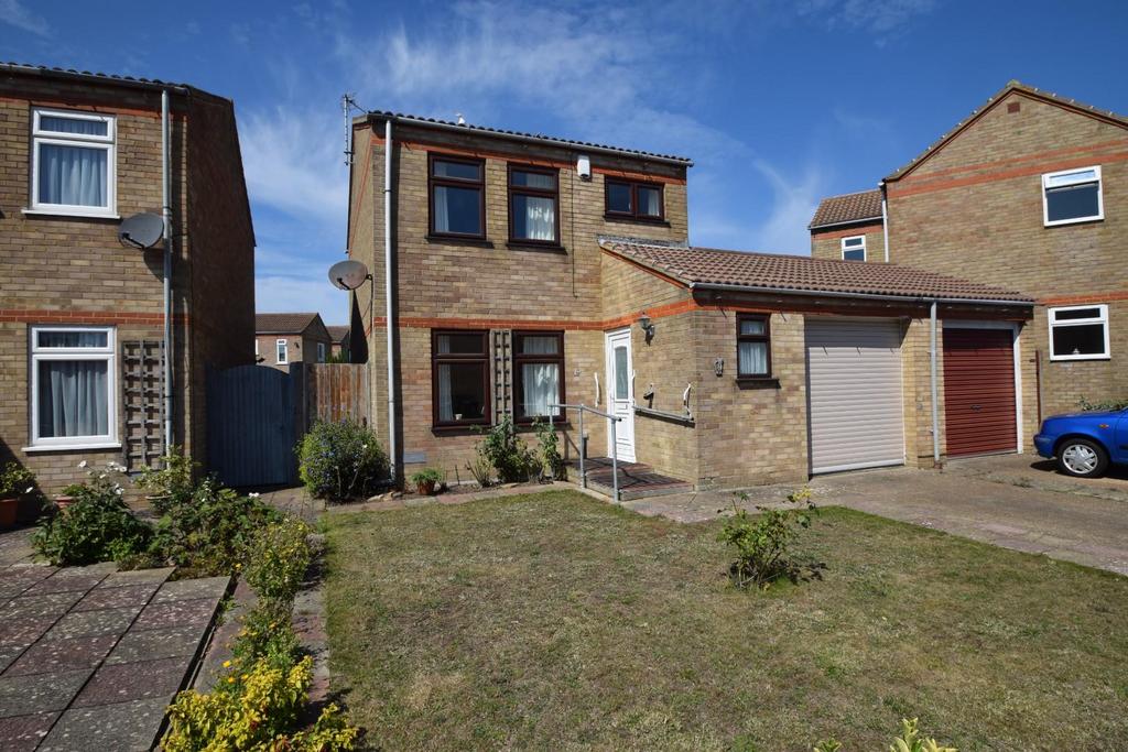 Sturdee Close, Eastbourne BN23 3 bed semidetached house for sale £