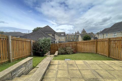 4 bedroom end of terrace house for sale, The Oval, Dewsbury