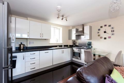 2 bedroom apartment to rent, Grayrigg Road, Crawley RH10