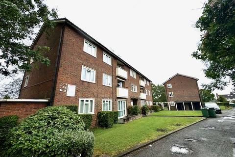 3 bedroom flat for sale, Imperial Drive, Harrow HA2