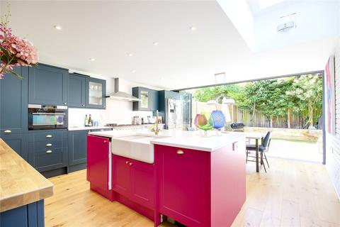 4 bedroom terraced house for sale, Dagmar Road, London, N22