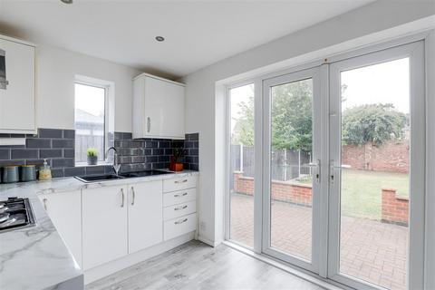 3 bedroom semi-detached house for sale, Galway Road, Arnold NG5