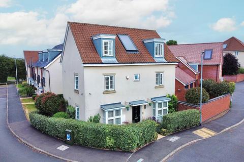 6 Towpath Avenue, Northampton, NN4 9DU