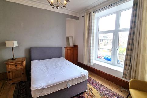 2 bedroom flat to rent, Claremont Place, The West End, Aberdeen, AB10