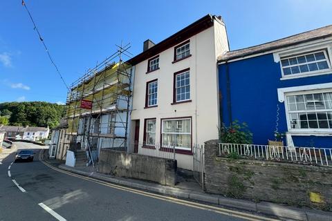 Bridge Street, Newcastle Emlyn, SA38