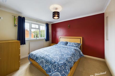16 Jane Close, Aylesbury, HP21 9YG