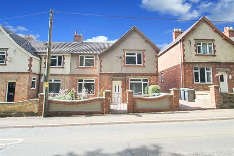 3 bedroom semi-detached house for sale, Wellingborough Road, Irthlingborough NN9