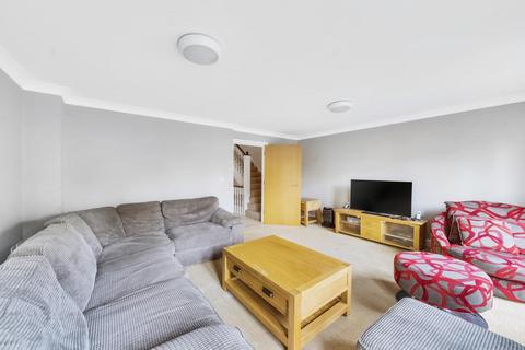 6 Barkers Meadow, Ascot, SL5 8SD