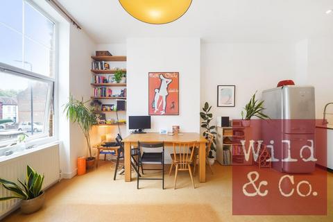 Flat 1, 62 Thistlewaite Road, London, E5 0QQ