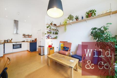 Flat 1, 62 Thistlewaite Road, London, E5 0QQ