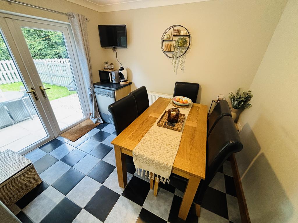 Kitchen/diner (third image)