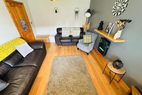 14 Cwrt Dulas, Lampeter, SA48 7HY