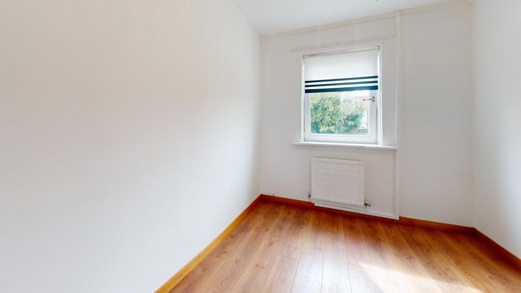 20-Earn-Crescent-Bedroom 6.jpg