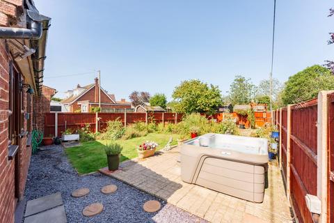 2 bedroom semi-detached house for sale, Staithe Road, Hickling