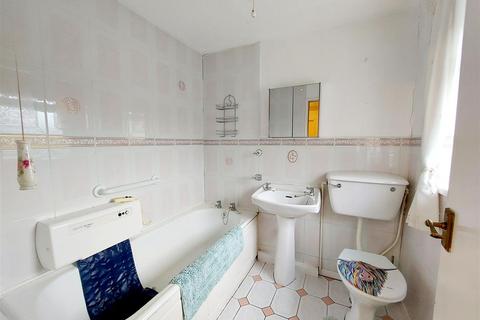 11 Bronallt Road, Hendy, Swansea, SA4 0UB
