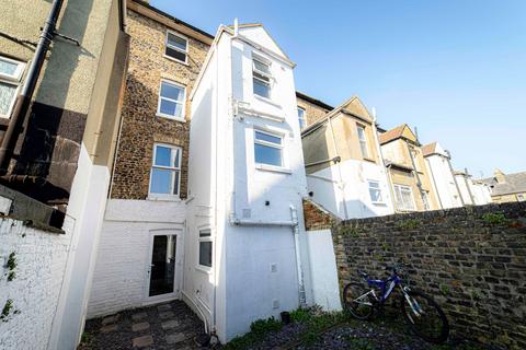 7 bedroom terraced house for sale, Templar Street, Dover, CT17