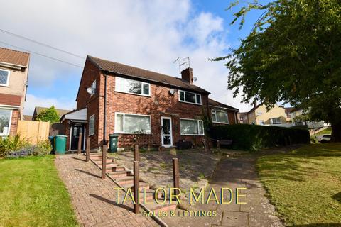 2 bedroom maisonette for sale