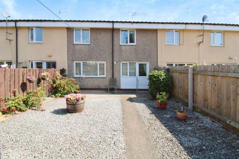 3 bedroom terraced house for sale, Upavon Garth, Bransholme, Hull