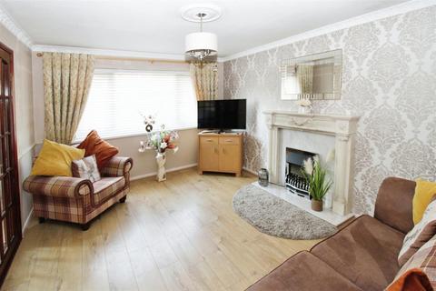 3 bedroom terraced house for sale, Upavon Garth, Bransholme, Hull