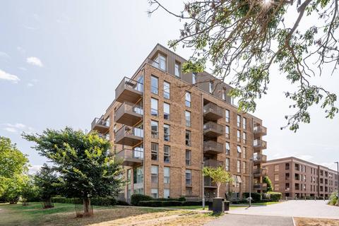 2 bedroom flat for sale, Adenmore Road, Catford, London, SE6