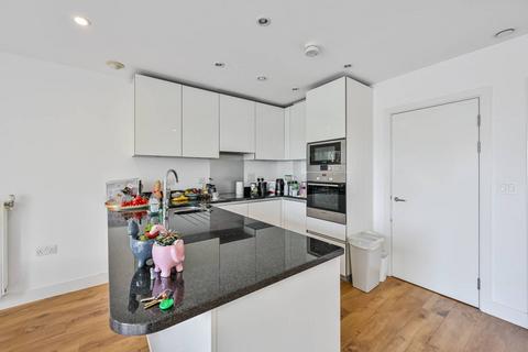 3 bedroom flat to rent, Conningham Court, Dowding Drive, Kidbrooke, London, SE9