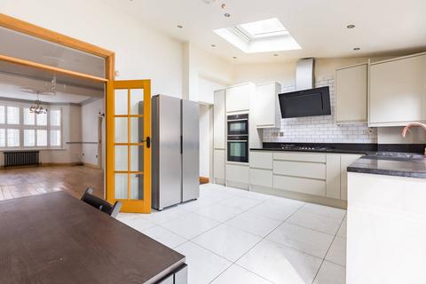 4 bedroom semi-detached house for sale, Grosvenor Gardens, East Ham, London, E6