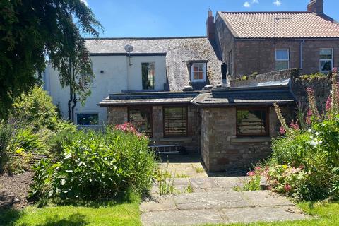 4 bedroom terraced house for sale, Castle Street, Norham, Berwick upon Tweed, TD15 2LQ