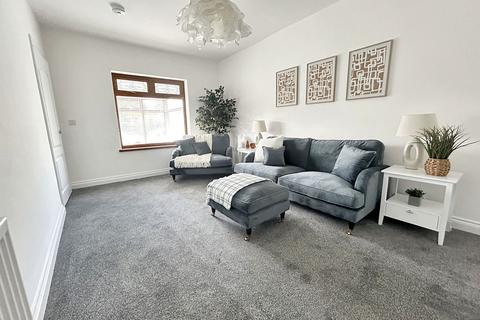 2 bedroom bungalow for sale, Chambers Crescent, Gateshead, Tyne and Wear, NE9 7HA