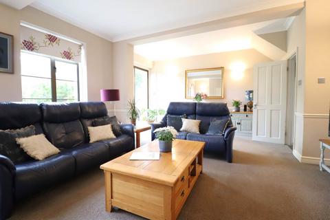 4 bedroom house for sale, Russley Park, Baydon, Marlborough, SN8 2JY