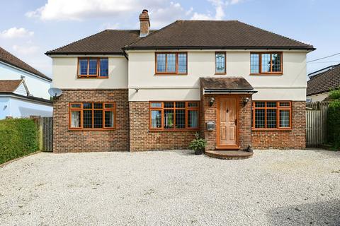 4 bedroom detached house for sale, Rattle Road, Pevensey BN24