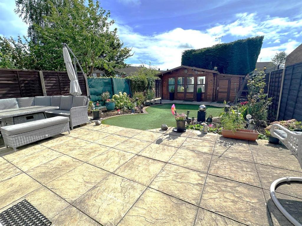 Garden 2.jpg
