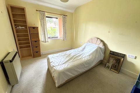 1 bedroom retirement property for sale, Old Common Gardens, Southampton SO31