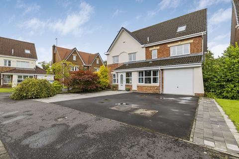 6 bedroom detached house for sale, Strathallan Avenue, Glasgow G75