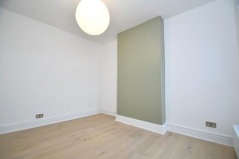 20 Gloucester Road, Salford, M6 8PP
