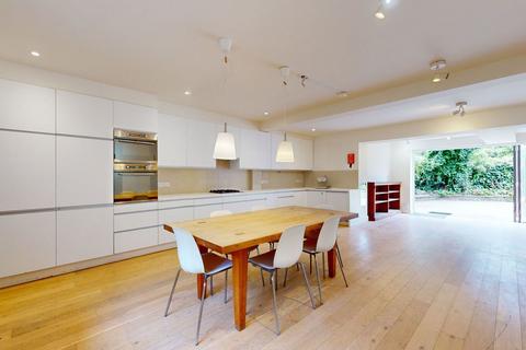 5 bedroom flat for sale, Oval Road, London NW1