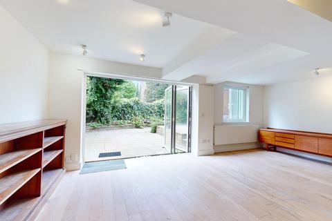 5 bedroom flat for sale, Oval Road, London NW1