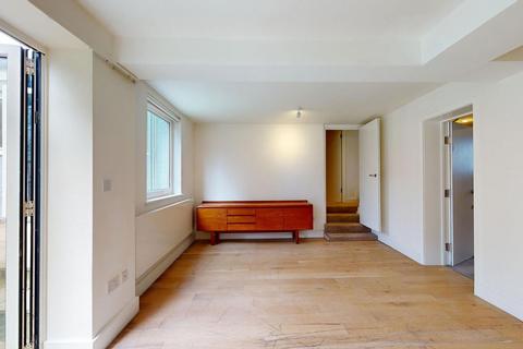 5 bedroom flat for sale, Oval Road, London NW1