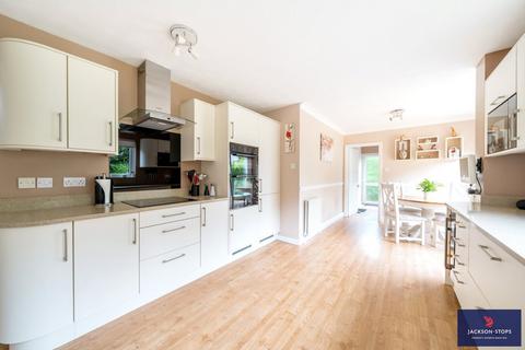 40 Edgemont Road, Northampton, NN3 3PQ