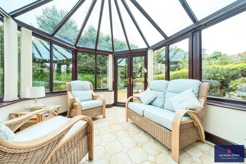 40 Edgemont Road, Northampton, NN3 3PQ