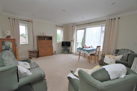 2 bedroom apartment for sale, Upperton Road, Eastbourne  BN21