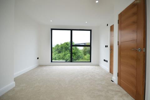 54 Saxon Drive, Acton, London, W3 0NR