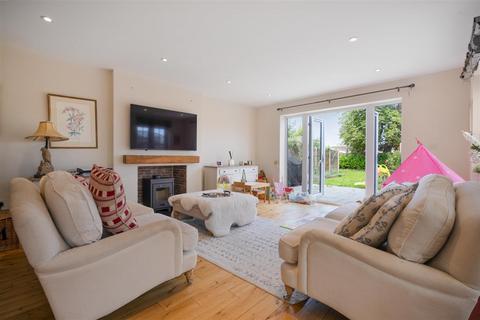 4 bedroom detached house for sale, North Street, Winkfield