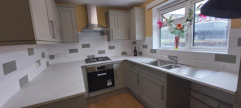 13 Cornish Road Kitchen v2.jpg